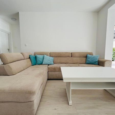 Apartment With Terrace And Private Parking Kotor Kültér fotó