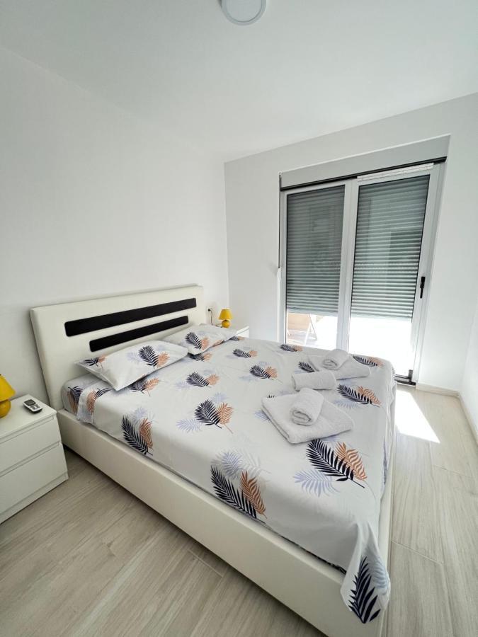 Apartment With Terrace And Private Parking Kotor Kültér fotó