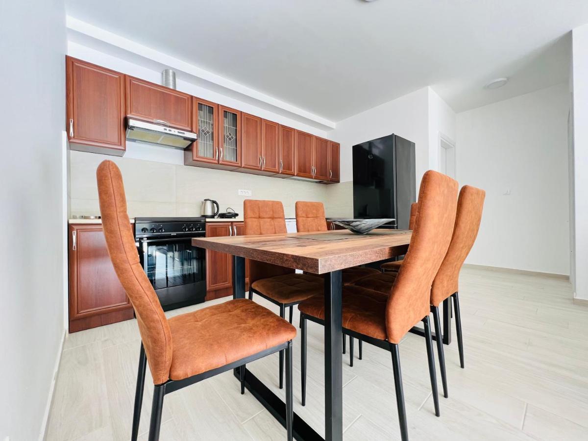 Apartment With Terrace And Private Parking Kotor Kültér fotó