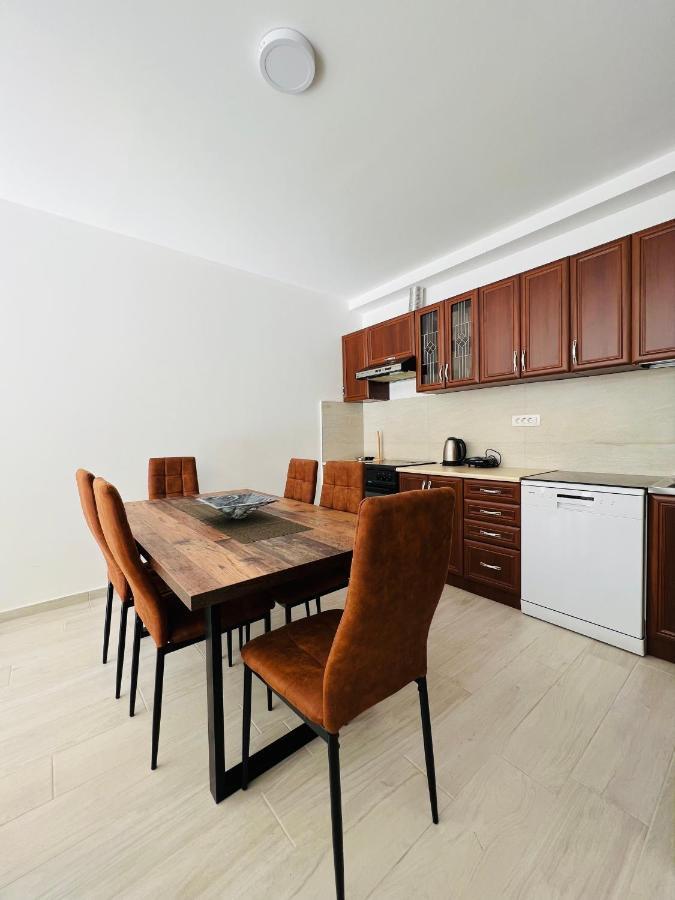 Apartment With Terrace And Private Parking Kotor Kültér fotó